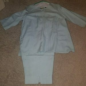 Linen pant suit with capri pants